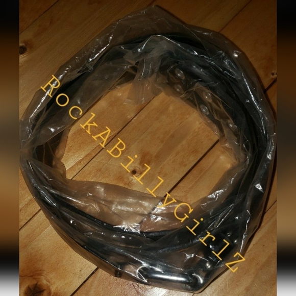 Sourpuss DEATH BEFORE DISHONOR Embossed Thick 100% Leather Belt Removable Buckle - Picture 4 of 14